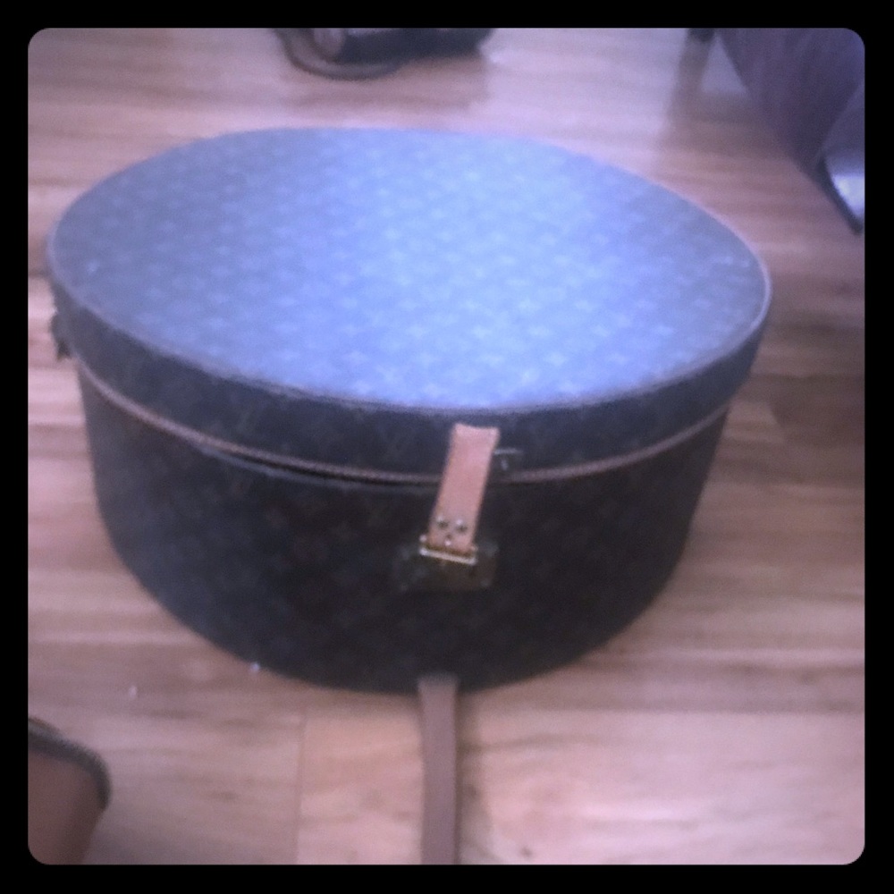 Louis Vuitton hat box